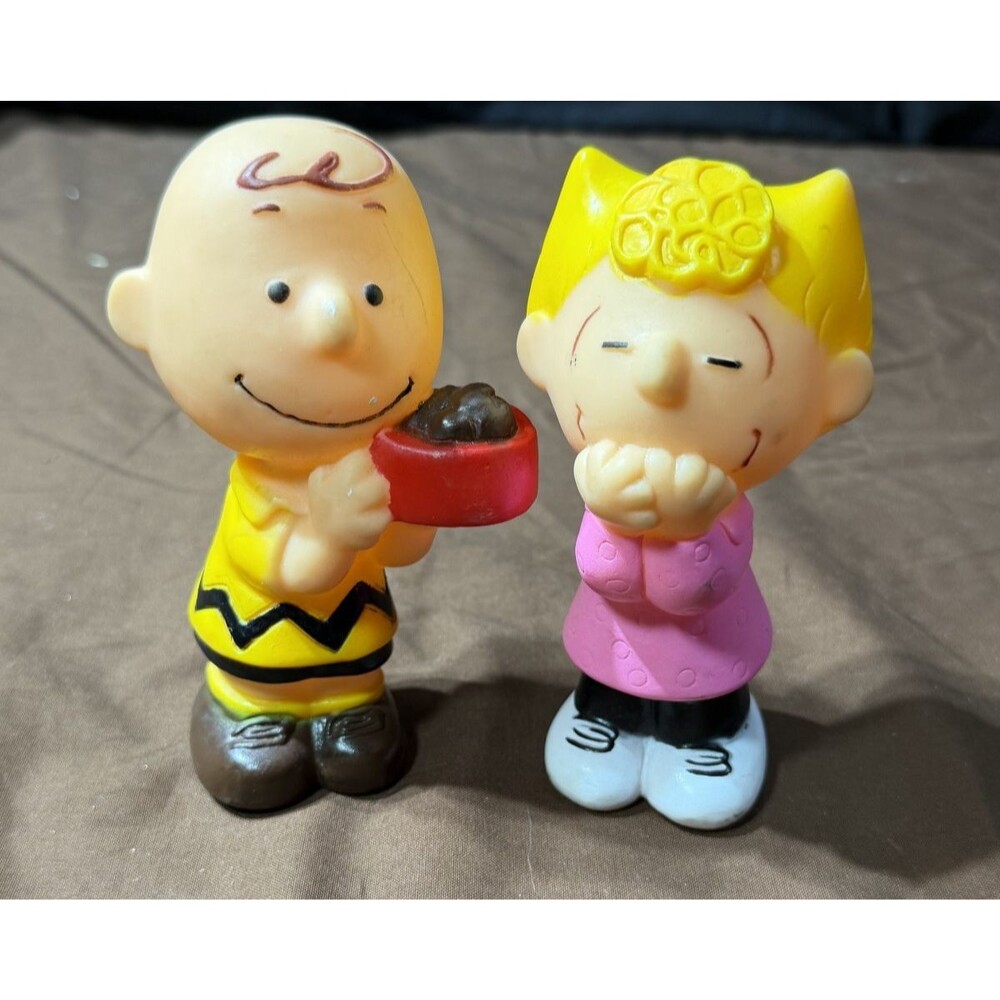 Charlie Brown & Sally Dolls Giving Sally Chocolates Peanuts Collectible